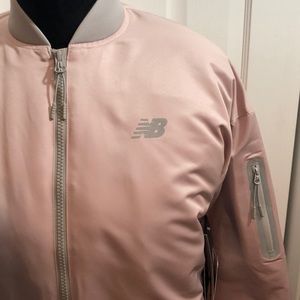 new balance 247 luxe snap down jacket